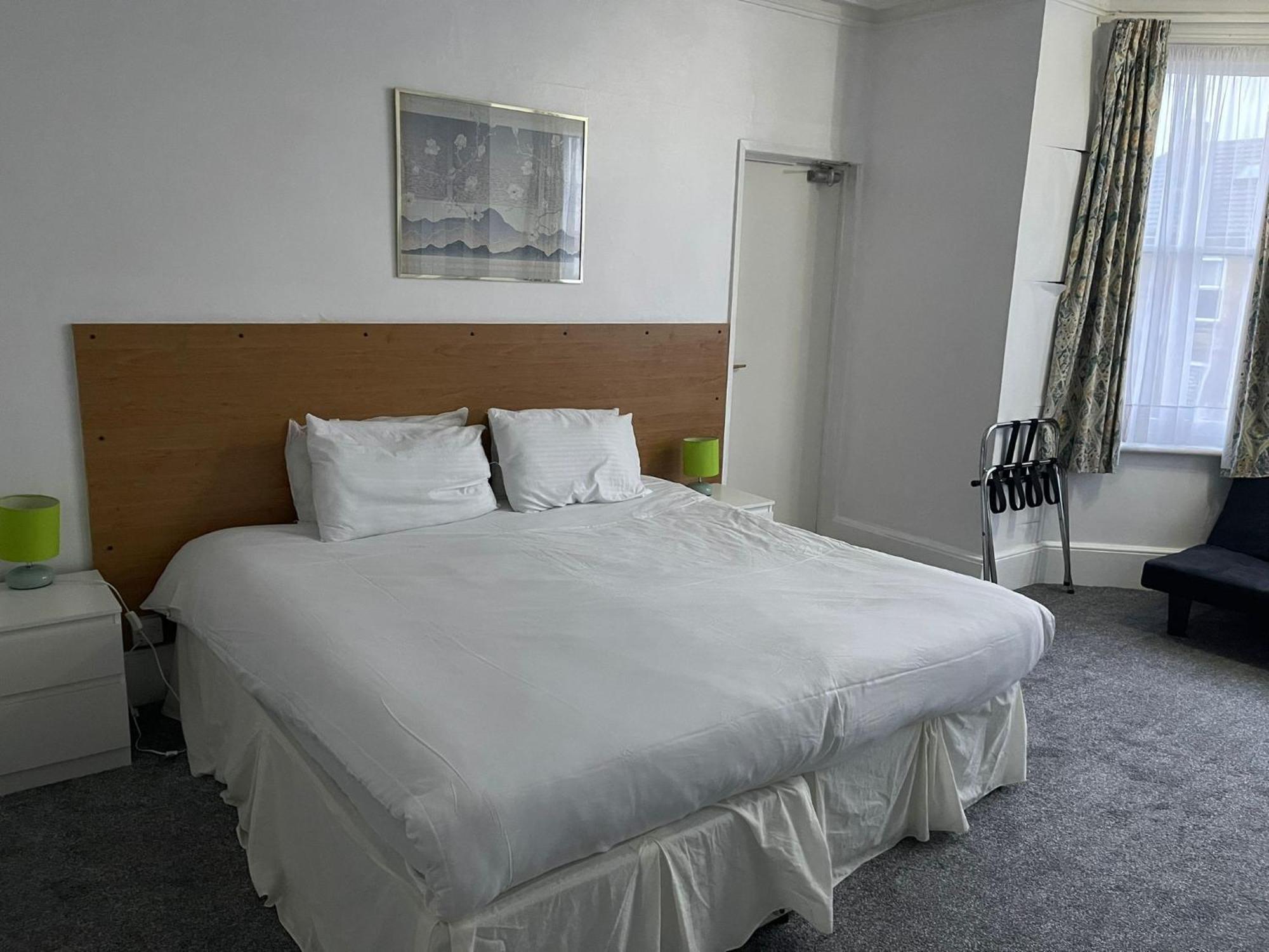 The Dolphin Hotel 그레이트야머스 외부 사진