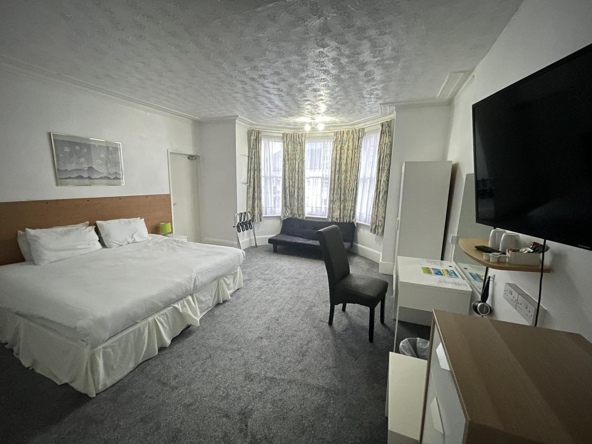 The Dolphin Hotel 그레이트야머스 외부 사진